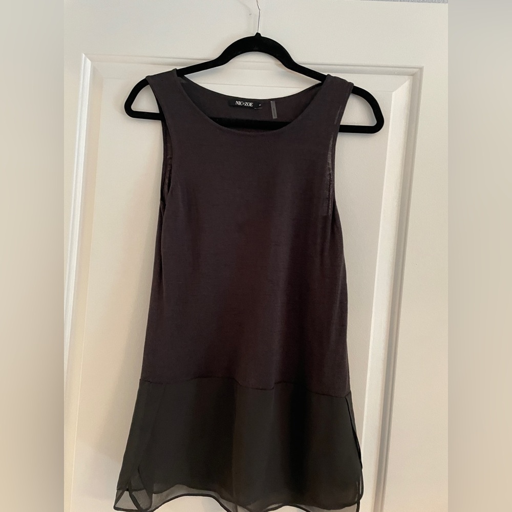 Gray knit long sleeveless top